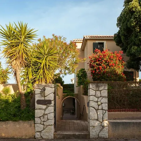 Haris Villa Argostolion
